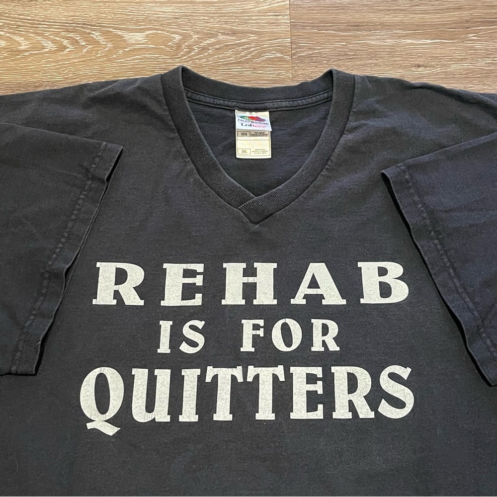 Vintage 1990s Rehab Is For Quitters Alcohol Drug T Shirt Mens Size 2XL Novelty